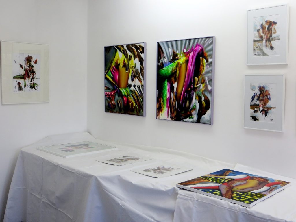 this picture is about art, artwork, painting, perception, exhibition, movement